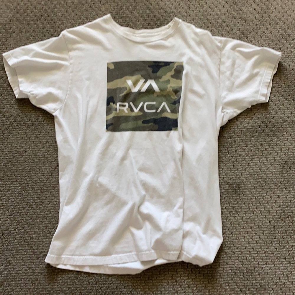 Men’s tee shirt